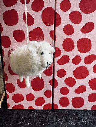 Julgranshänge tovat ulldjur -fåret 