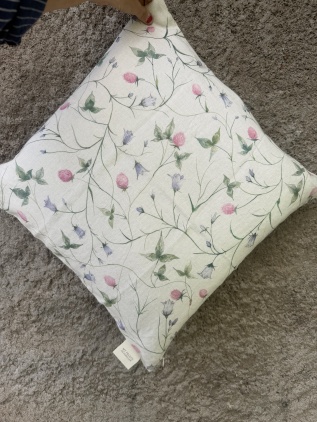 Kuddfodral med dragkedja i linne 50*50 cm - sommarblomma 