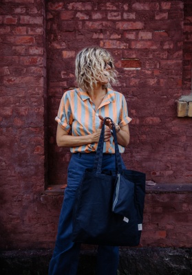 Marinblå ekologisk tygpåse