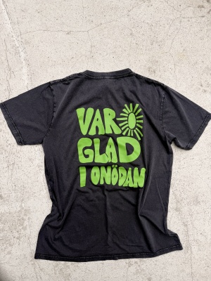 Ekologisk t shirt -glad i onödan grön 