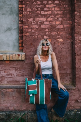 Ekologisk tygpåse högre modell - grön/brunrandig (flyttbar ficka ingår ej)